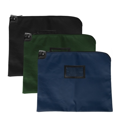 Sacs de messagerie à verrouillage en nylon HIPAA avec carte postale - 19W x 15H - prêts à être expédiés