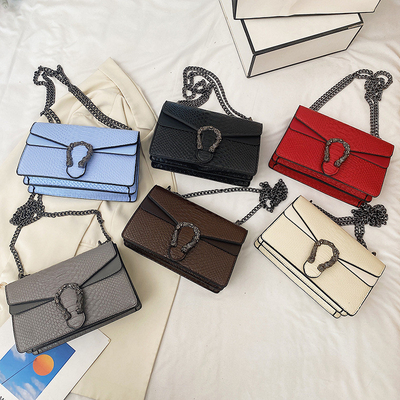 Nouveau sac à main à épaule unique à travers le corps sac rétro tendance automnale pour femmes contraste de couleur sac à main transfrontalier loisirs NICHE sac à dos