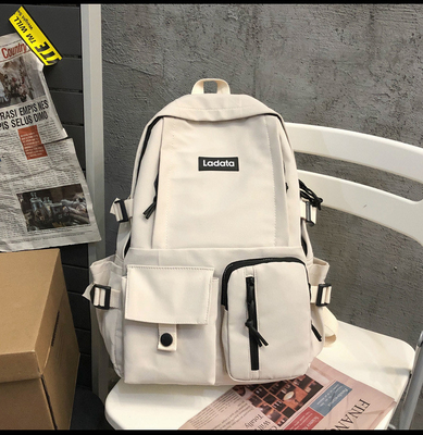 Une nouvelle version coréenne de l'étudiant simple. Un sac anti-vol anti-séisme.