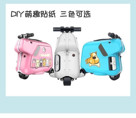 Une valise électrique pour enfants, une valise pour vélo, une valise pour roulettes, une valise pour roulettes, une valise pour roulettes, une valise pour roulettes.