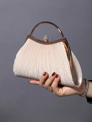 EUROPE ET LES ÉTATS-UNIS RETRO COLOR SOLID Pléché RING de la main mode verrouillé fermé sac à manger chaîne sac à dos