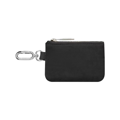 La mode du porte-monnaie LULU 2024 sera accompagnée d'un sac à cartes.
