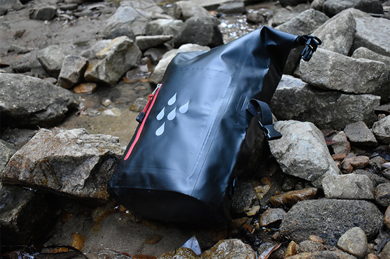 Sac en PVC étanche à l'air chaud à l'extérieur de grande capacité sac étanche à l'eau pour hommes et femmes sac étanche à l'air flottant multi-fonctions sac à dos étanche à l'eau
