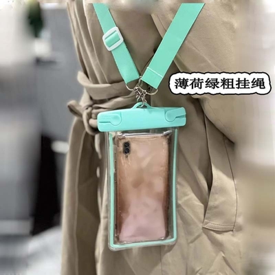 Téléphone portable à l'épreuve de l'eau sac mignon qui brille dans le noir Téléphone portable sac à la nage
