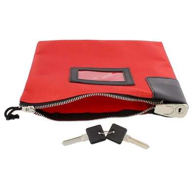 Un sac à main étanche avec serrure et deux clés, un sac à dossiers en nylon, un sac de dépôt en fermeture à glissière,