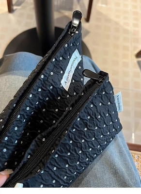 Polka DOT NOIR MAQUEAUGE sac de douceur de soins de la peau de stockage sac de transport porte-monnaie porte-porteuse sac à main de voyage de lavage