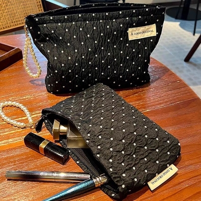 Polka DOT NOIR MAQUEAUGE sac de douceur de soins de la peau de stockage sac de transport porte-monnaie porte-porteuse sac à main de voyage de lavage