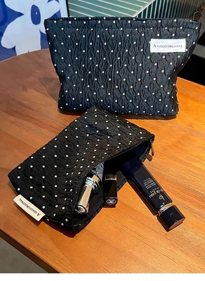 Polka DOT NOIR MAQUEAUGE sac de douceur de soins de la peau de stockage sac de transport porte-monnaie porte-porteuse sac à main de voyage de lavage