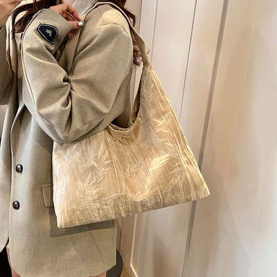 Nouveau style chinois sac à main à grande capacité tendance nouveau sac à main de mode médiéval sac à épaule femme minorité commuter sac à main