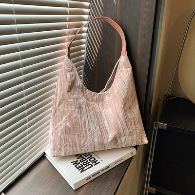 Nouveau style chinois sac à main à grande capacité tendance nouveau sac à main de mode médiéval sac à épaule femme minorité commuter sac à main