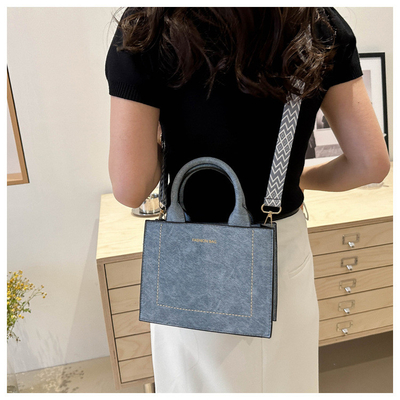 VINTAGE CHIC TEXTURED LETTER TOTE BAG sac de femme 2024 Nouveau sac à main de mode de grande capacité