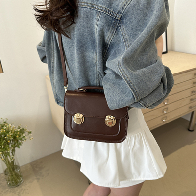 SENSION SENIOR DE RETRO Petit sac à main FEMMES 2024 Nouvelle mode d'été style étranger sac à main petit sans tout sac à main carré