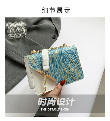 Sac de la nouvelle mode de la femme petit sac carré en gros de niche simple rétro sable rapide tout seul épaule crossbody cha