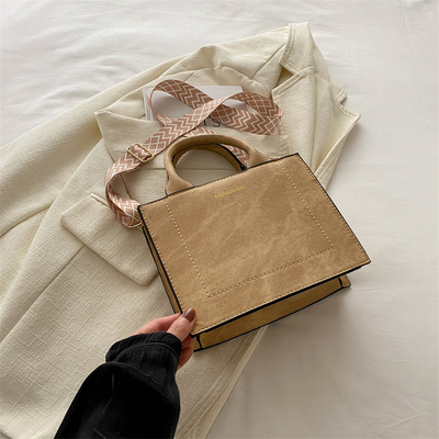 VINTAGE CHIC TEXTURED LETTER TOTE BAG sac de femme 2024 Nouveau sac à main de mode de grande capacité