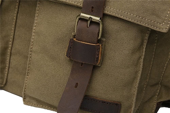 VINTAGE SECHUNK en cuir militaire toile L'ordinateur portable sac messager sacs moyen
