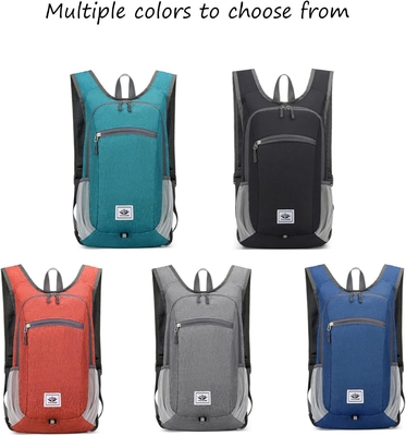Sac à dos de randonnée 15L Ultra léger Sac à dos de randonnée pliable résistant à l'eau Sac de jour pliable pour les voyages (gris)