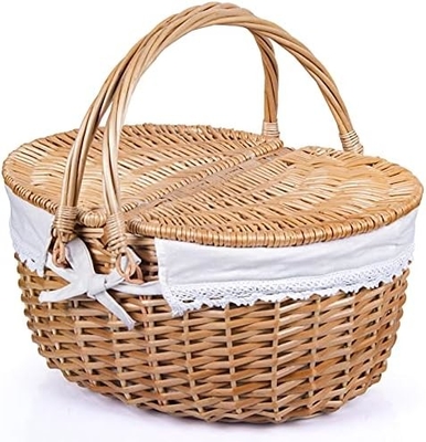 Un panier de pique-nique en cire avec couvercle et poignée, un corps tissé robuste avec une doublure lavable pour Pâques, la fête des mères, le camping en plein air.