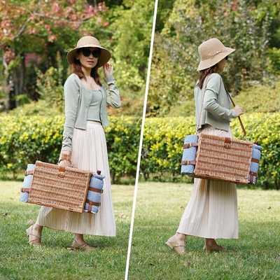 Un panier de pique-nique en cire avec couvercle et poignée, un corps tissé robuste avec une doublure lavable pour Pâques, la fête des mères, le camping en plein air.