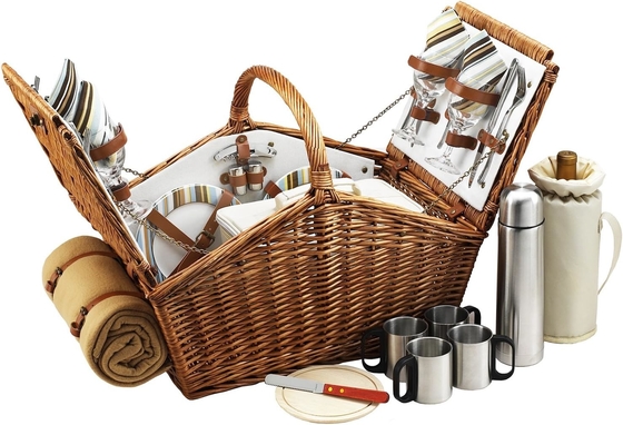 Picnic à Ascot Huntsman, panier de pique-nique à l'anglaise, avec service pour 4 personnes.