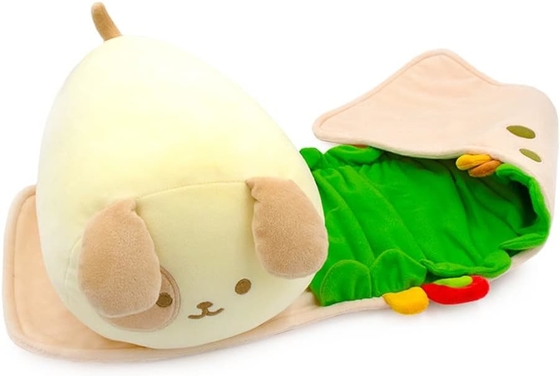 Une poupée à rouleaux officiels. Douce, éclaboussée, chaude, mignonne, confortable, sûre.