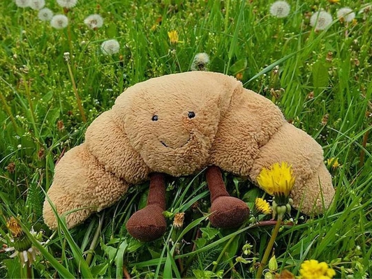 Croissant en peluche 9 &quot; Croissant en peluche sourire mignon Croissant pain oreiller animaux farcis merveilleux nourriture douce