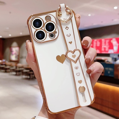 iPhone 12 Pro Cute Love-Heart Plating Strap Couverture téléphonique pour les femmes Les filles Bling Lentille de caméra en silicone pare-chocs de protection