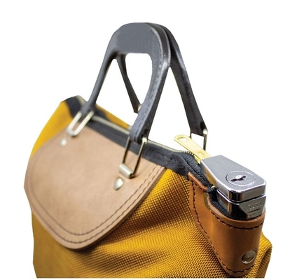 Fermeture de sacs à lettres avec poignées Avec la peau de tuff garniture, fond dur moulé, poignées palmées durables et construit dans le verrouillement, il est certainement un produit apprécié dans tous les bureaux, salles de courrier ou entrepôt