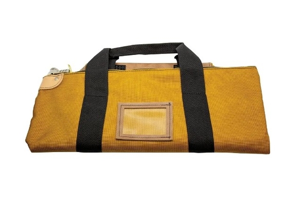 Le sac de messagerie est conçu pour une sécurité maximale! Idéal pour déplacer vos documents privés, espèces, chèques, courrier, etc. dans un endroit sûr.