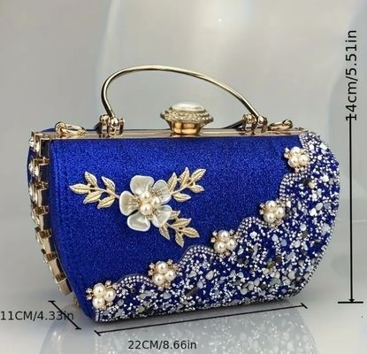Sac de soirée de luxe fabriqué avec des matériaux idéaux pour les mariages, les fêtes et les soirées avec un intérieur spacieux