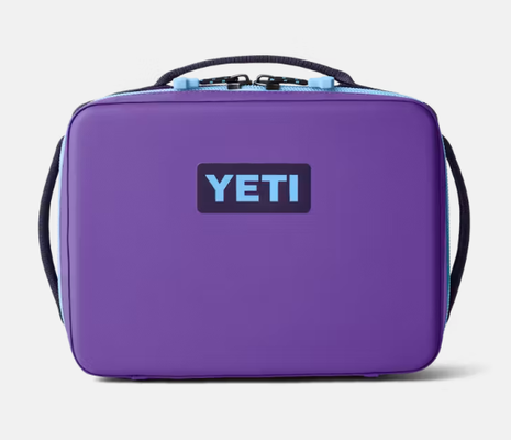 La boîte de 5 litres résiste au froid et empêche votre sandwich de s'écraser.