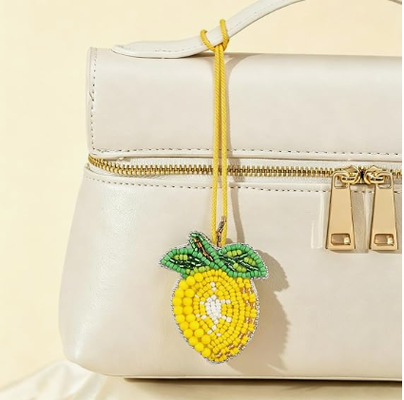 5PCS Breloque de sac perlée avec patch Charme de fruit pour sac à main Porte-clés d'été | Petit charme de sac, Pitaya Grenade Pastèque Orange Citron Charme de sac, Perles et strass, cousu à la main