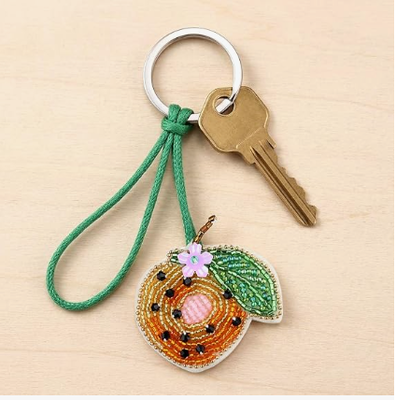 5PCS Breloque de sac perlée avec patch Charme de fruit pour sac à main Porte-clés d'été | Petit charme de sac, Pitaya Grenade Pastèque Orange Citron Charme de sac, Perles et strass, cousu à la main
