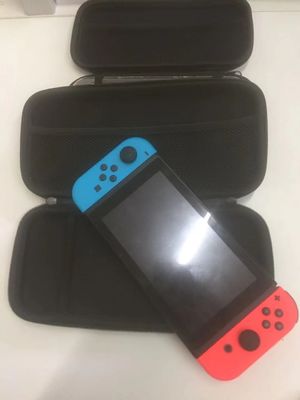 La tirette en métal de doublure de velours tire EVA Travel Case For Switch Lite