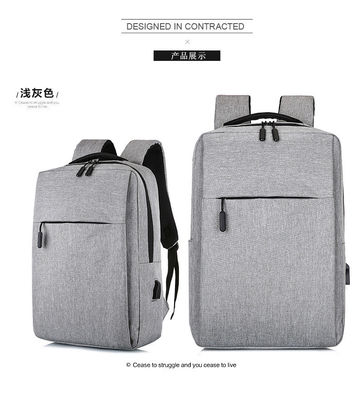Deux poches de tirette imperméabilisent le sac à dos en nylon d'ordinateur portable d'USB